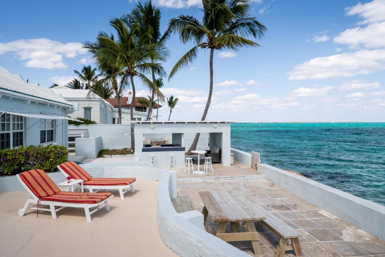 Water'S Edge Villa - Oceanfront With Private Pool Nassau Esterno foto