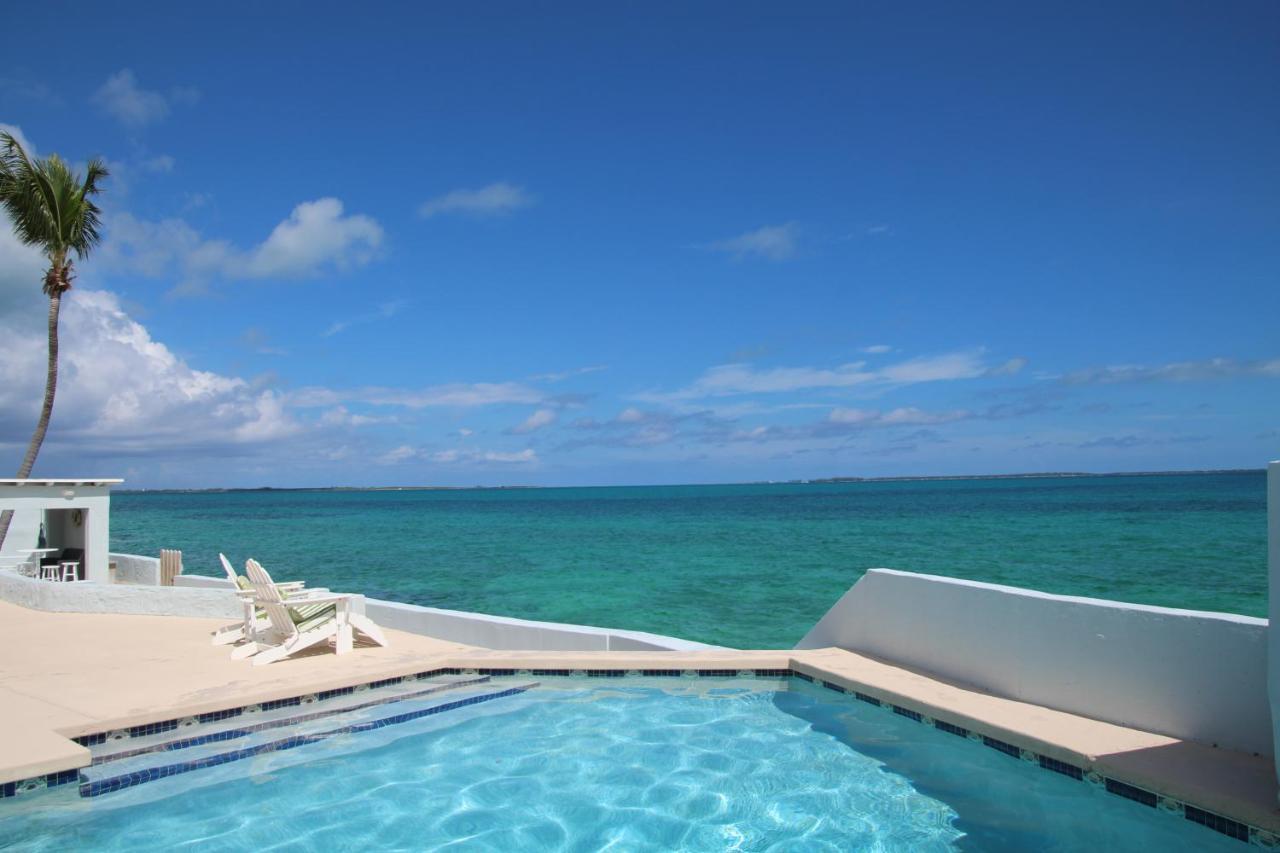 Water'S Edge Villa - Oceanfront With Private Pool Nassau Esterno foto